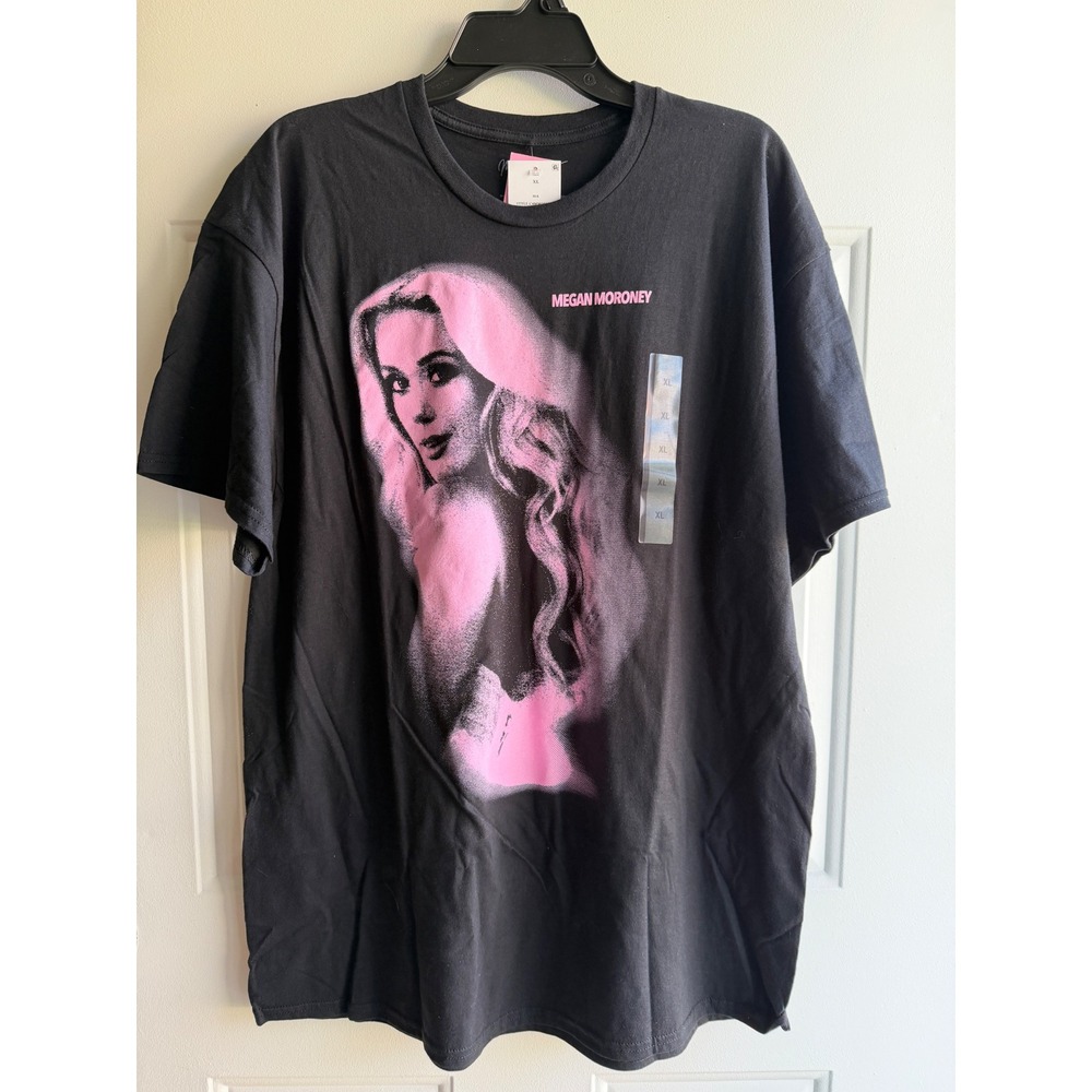 Megan Moroney Cloud 9 Graphic T-Shirt Women XL Black New Album Tracklist Tee NWT